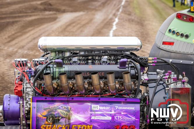 NTTO Tractorpulling, samen met de STVO oldtimerdag en markt bij loonbedrijf van de Put zorgen voor veelzijdige zaterdag vol spektakel. - &copy; NWVFoto.nl