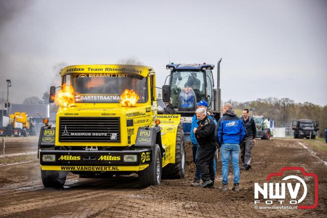 NTTO Tractorpulling, samen met de STVO oldtimerdag en markt bij loonbedrijf van de Put zorgen voor veelzijdige zaterdag vol spektakel. - &copy; NWVFoto.nl