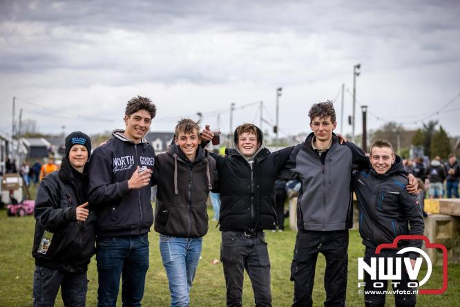 NTTO Tractorpulling, samen met de STVO oldtimerdag en markt bij loonbedrijf van de Put zorgen voor veelzijdige zaterdag vol spektakel. - &copy; NWVFoto.nl