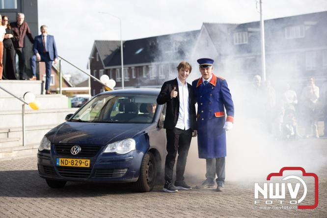 Spectaculaire aankomst en stijlvolle avond tijdens Gala Nuborgh College Oostenlicht 2026 - &copy; NWVFoto.nl