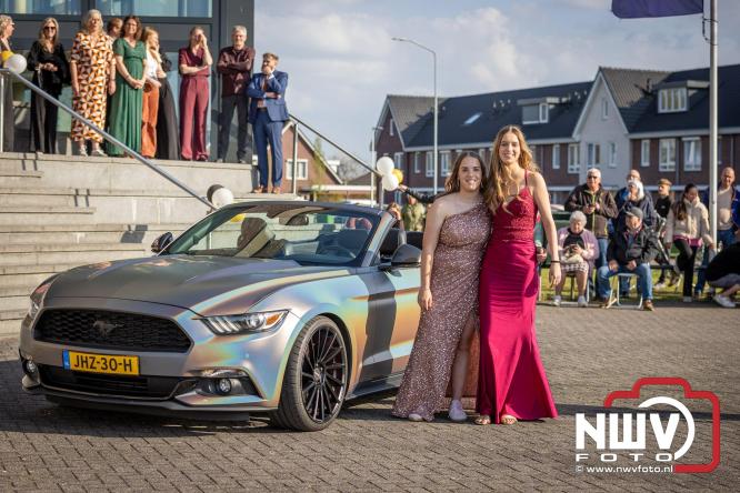 Spectaculaire aankomst en stijlvolle avond tijdens Gala Nuborgh College Oostenlicht 2026 - &copy; NWVFoto.nl