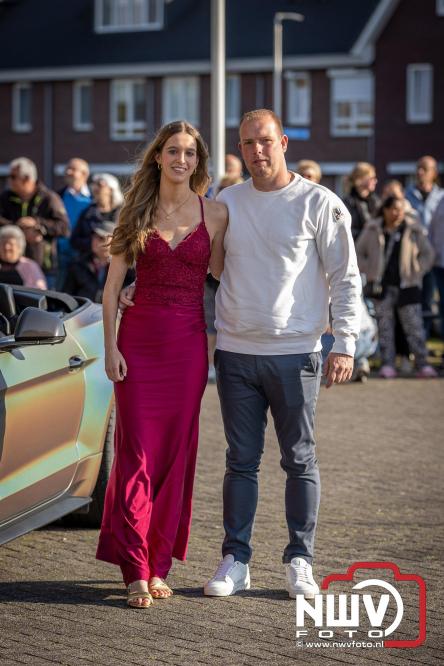 Spectaculaire aankomst en stijlvolle avond tijdens Gala Nuborgh College Oostenlicht 2026 - &copy; NWVFoto.nl