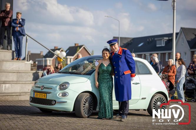 Spectaculaire aankomst en stijlvolle avond tijdens Gala Nuborgh College Oostenlicht 2026 - &copy; NWVFoto.nl
