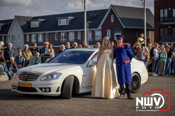 Spectaculaire aankomst en stijlvolle avond tijdens Gala Nuborgh College Oostenlicht 2026 - &copy; NWVFoto.nl
