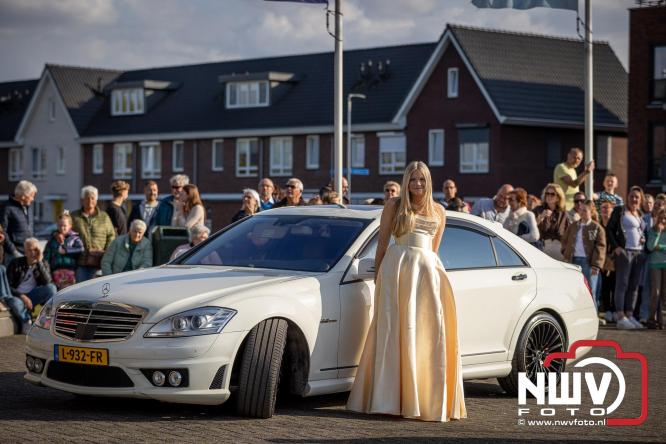 Spectaculaire aankomst en stijlvolle avond tijdens Gala Nuborgh College Oostenlicht 2026 - &copy; NWVFoto.nl