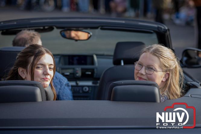 Spectaculaire aankomst en stijlvolle avond tijdens Gala Nuborgh College Oostenlicht 2026 - &copy; NWVFoto.nl