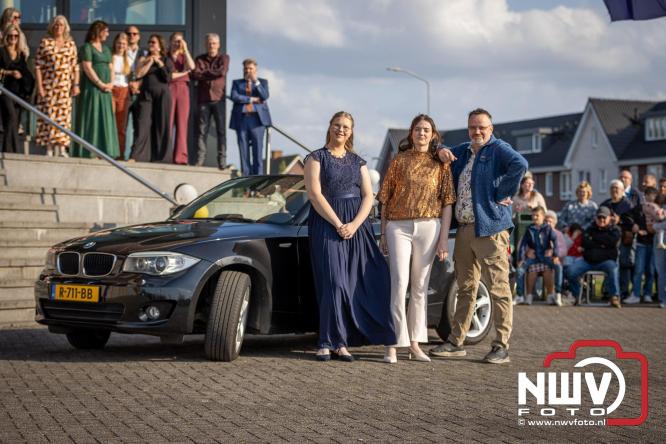 Spectaculaire aankomst en stijlvolle avond tijdens Gala Nuborgh College Oostenlicht 2026 - &copy; NWVFoto.nl