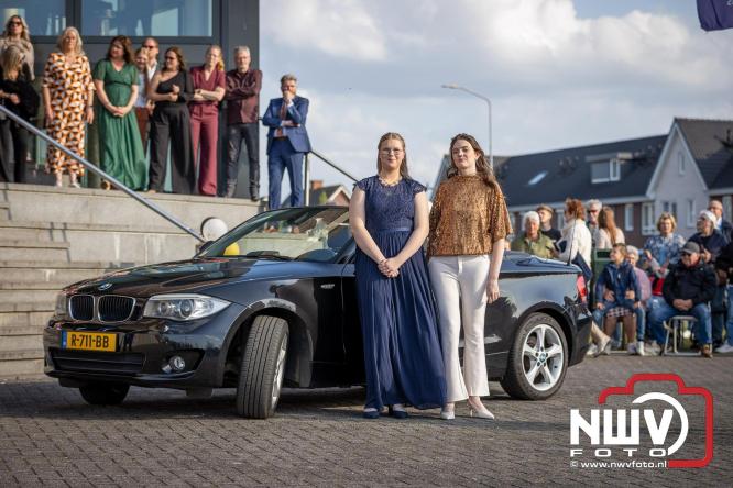 Spectaculaire aankomst en stijlvolle avond tijdens Gala Nuborgh College Oostenlicht 2026 - &copy; NWVFoto.nl