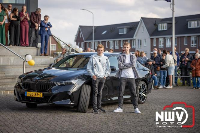 Spectaculaire aankomst en stijlvolle avond tijdens Gala Nuborgh College Oostenlicht 2026 - &copy; NWVFoto.nl
