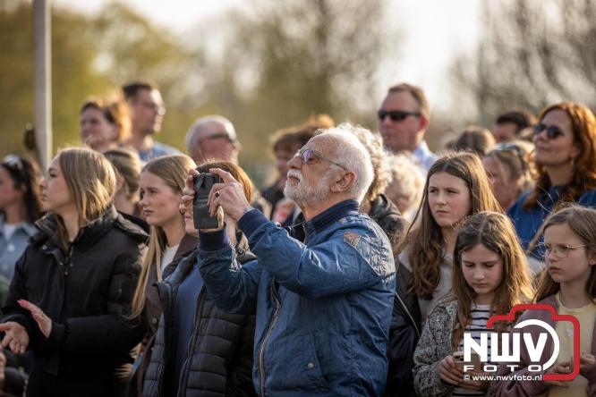 Spectaculaire aankomst en stijlvolle avond tijdens Gala Nuborgh College Oostenlicht 2026 - &copy; NWVFoto.nl