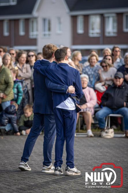 Spectaculaire aankomst en stijlvolle avond tijdens Gala Nuborgh College Oostenlicht 2026 - &copy; NWVFoto.nl