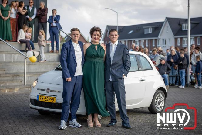 Spectaculaire aankomst en stijlvolle avond tijdens Gala Nuborgh College Oostenlicht 2026 - &copy; NWVFoto.nl