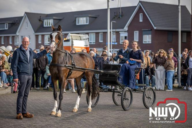 Spectaculaire aankomst en stijlvolle avond tijdens Gala Nuborgh College Oostenlicht 2026 - &copy; NWVFoto.nl