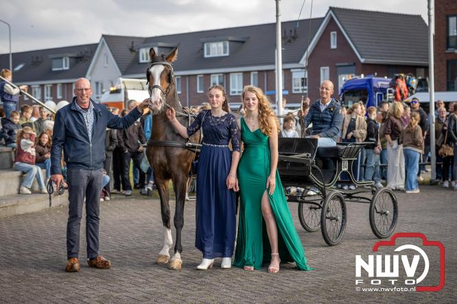 Spectaculaire aankomst en stijlvolle avond tijdens Gala Nuborgh College Oostenlicht 2026 - &copy; NWVFoto.nl