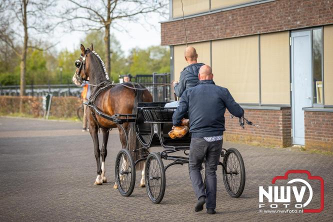 Spectaculaire aankomst en stijlvolle avond tijdens Gala Nuborgh College Oostenlicht 2026 - &copy; NWVFoto.nl
