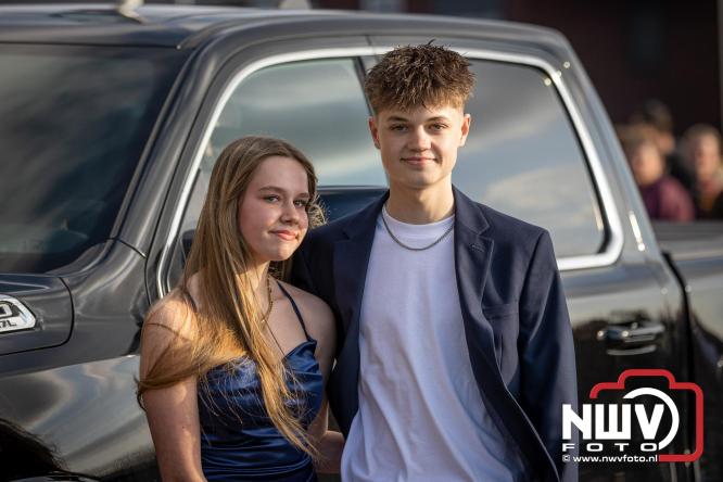 Spectaculaire aankomst en stijlvolle avond tijdens Gala Nuborgh College Oostenlicht 2026 - &copy; NWVFoto.nl