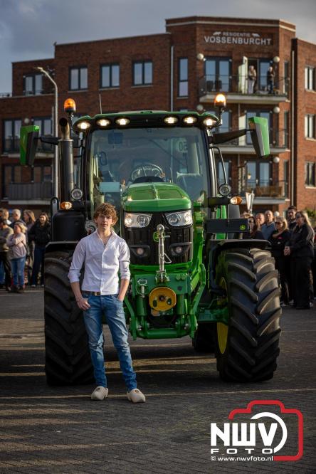 Spectaculaire aankomst en stijlvolle avond tijdens Gala Nuborgh College Oostenlicht 2026 - &copy; NWVFoto.nl