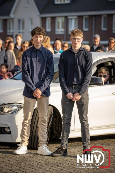 Spectaculaire aankomst en stijlvolle avond tijdens Gala Nuborgh College Oostenlicht 2026 - &copy; NWVFoto.nl