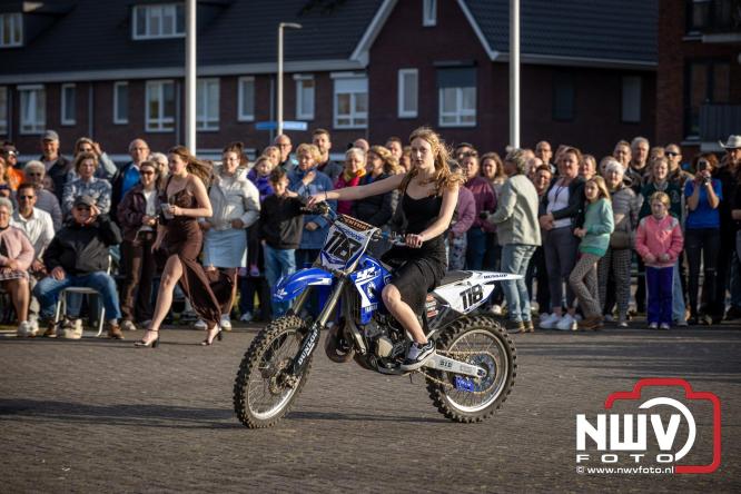 Spectaculaire aankomst en stijlvolle avond tijdens Gala Nuborgh College Oostenlicht 2026 - &copy; NWVFoto.nl