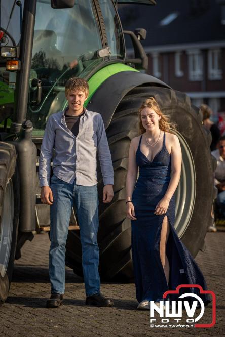 Spectaculaire aankomst en stijlvolle avond tijdens Gala Nuborgh College Oostenlicht 2026 - &copy; NWVFoto.nl