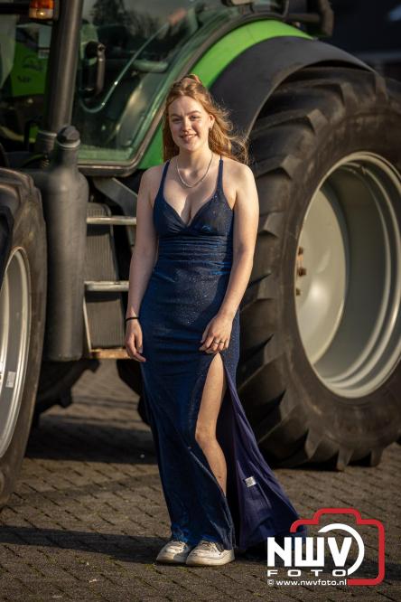 Spectaculaire aankomst en stijlvolle avond tijdens Gala Nuborgh College Oostenlicht 2026 - &copy; NWVFoto.nl