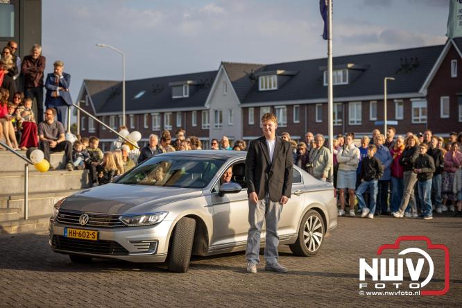 Spectaculaire aankomst en stijlvolle avond tijdens Gala Nuborgh College Oostenlicht 2026 - &copy; NWVFoto.nl
