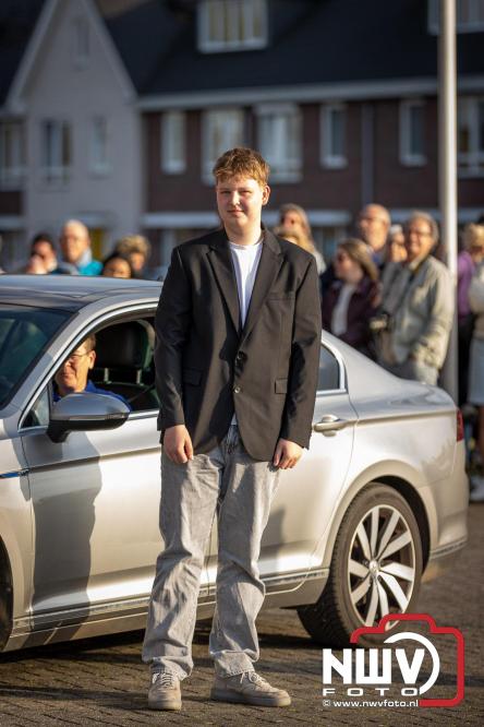 Spectaculaire aankomst en stijlvolle avond tijdens Gala Nuborgh College Oostenlicht 2026 - &copy; NWVFoto.nl
