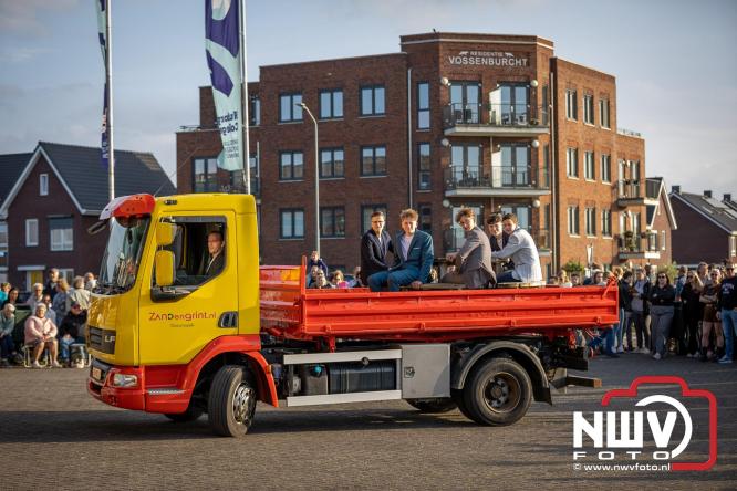Spectaculaire aankomst en stijlvolle avond tijdens Gala Nuborgh College Oostenlicht 2026 - &copy; NWVFoto.nl