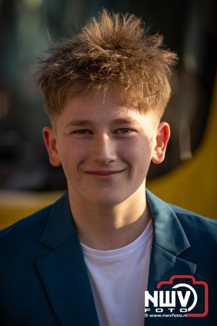 Spectaculaire aankomst en stijlvolle avond tijdens Gala Nuborgh College Oostenlicht 2026 - &copy; NWVFoto.nl