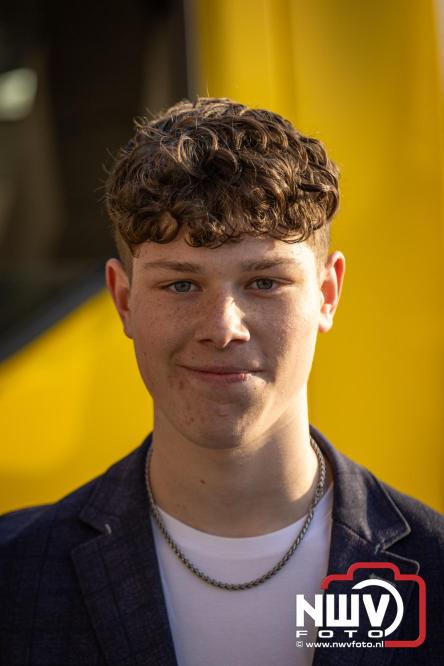 Spectaculaire aankomst en stijlvolle avond tijdens Gala Nuborgh College Oostenlicht 2026 - &copy; NWVFoto.nl