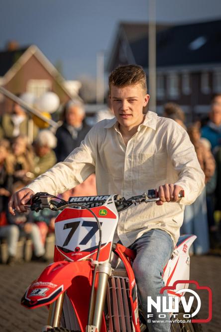 Spectaculaire aankomst en stijlvolle avond tijdens Gala Nuborgh College Oostenlicht 2026 - &copy; NWVFoto.nl