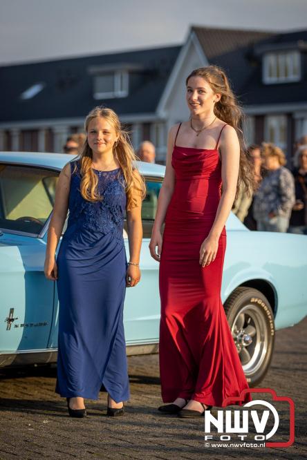 Spectaculaire aankomst en stijlvolle avond tijdens Gala Nuborgh College Oostenlicht 2026 - &copy; NWVFoto.nl