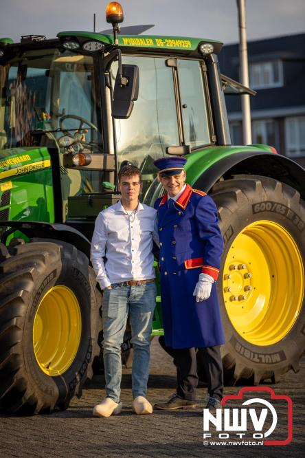 Spectaculaire aankomst en stijlvolle avond tijdens Gala Nuborgh College Oostenlicht 2026 - &copy; NWVFoto.nl