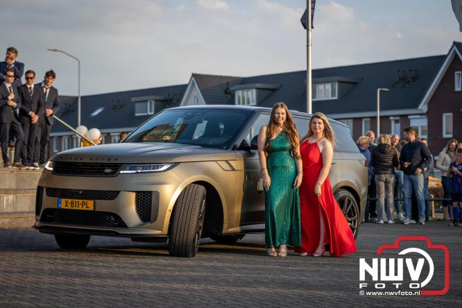 Spectaculaire aankomst en stijlvolle avond tijdens Gala Nuborgh College Oostenlicht 2026 - &copy; NWVFoto.nl