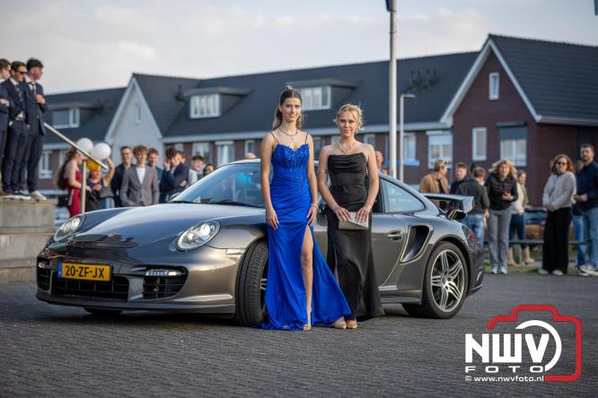 Spectaculaire aankomst en stijlvolle avond tijdens Gala Nuborgh College Oostenlicht 2026 - &copy; NWVFoto.nl