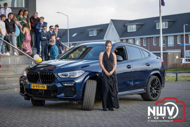 Spectaculaire aankomst en stijlvolle avond tijdens Gala Nuborgh College Oostenlicht 2026 - &copy; NWVFoto.nl