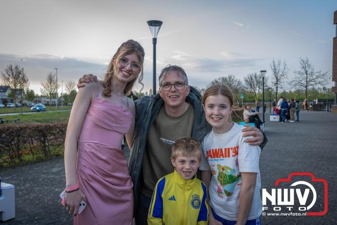 Spectaculaire aankomst en stijlvolle avond tijdens Gala Nuborgh College Oostenlicht 2026 - &copy; NWVFoto.nl