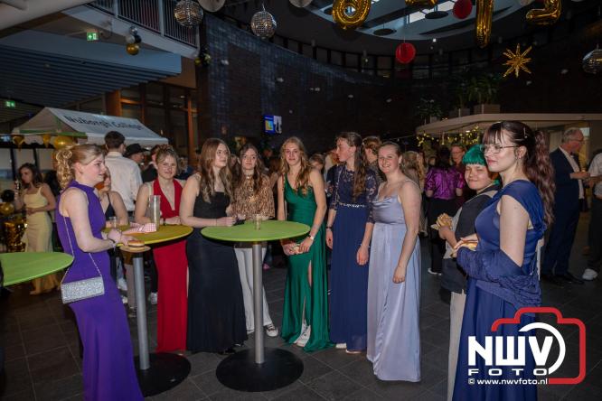 Spectaculaire aankomst en stijlvolle avond tijdens Gala Nuborgh College Oostenlicht 2026 - &copy; NWVFoto.nl