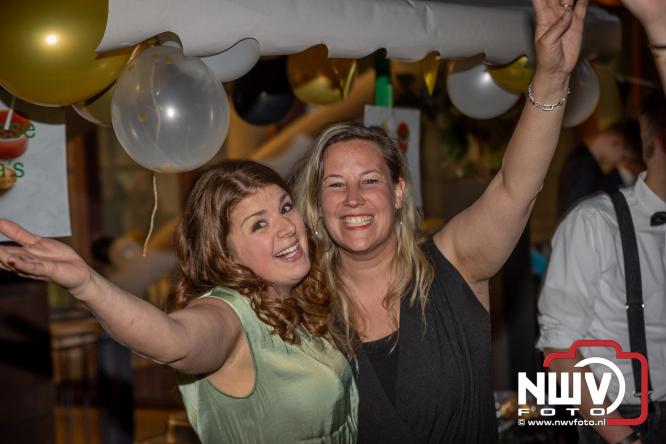 Spectaculaire aankomst en stijlvolle avond tijdens Gala Nuborgh College Oostenlicht 2026 - &copy; NWVFoto.nl