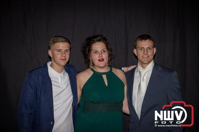 Spectaculaire aankomst en stijlvolle avond tijdens Gala Nuborgh College Oostenlicht 2026 - &copy; NWVFoto.nl