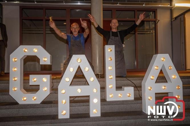 Spectaculaire aankomst en stijlvolle avond tijdens Gala Nuborgh College Oostenlicht 2026 - &copy; NWVFoto.nl