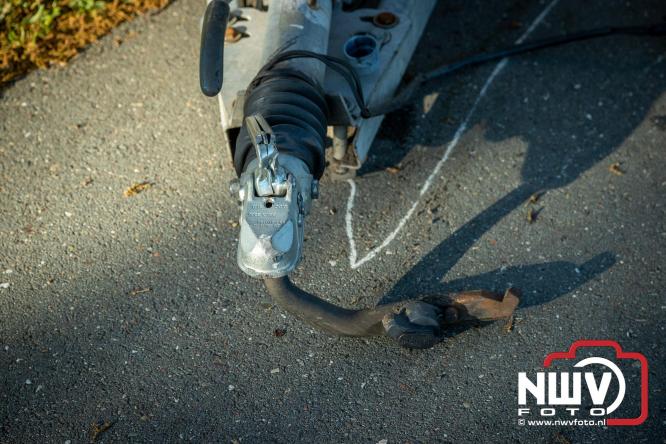 Alleen materiële schade bij een kopstaard aanrijding op de Zuiderzeestraatweg, Laanzichtsweg Oldebroek. - &copy; NWVFoto.nl