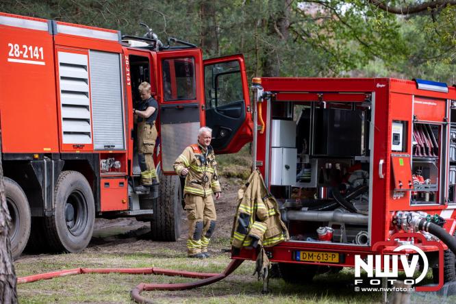 Kleine natuurbrand op oude brand lokatie ASK Noorderweg Nunspeet - &copy; NWVFoto.nl