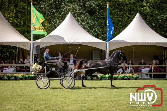 Tuigpaarden stelen de show tijdens sfeervol concours op De Haere in Doornspijk. - &copy; NWVFoto.nl