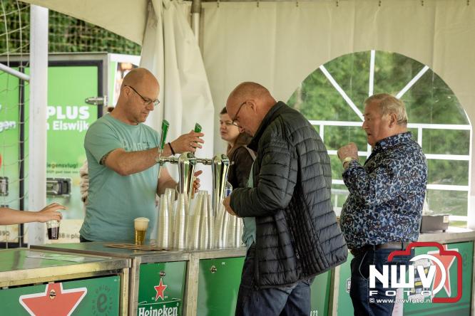 Tuigpaarden stelen de show tijdens sfeervol concours op De Haere in Doornspijk. - &copy; NWVFoto.nl