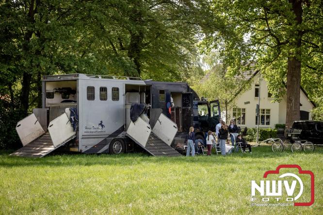 Tuigpaarden stelen de show tijdens sfeervol concours op De Haere in Doornspijk. - &copy; NWVFoto.nl