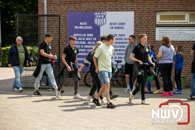 Kampioenskoorts slaat om in teleurstelling voor OWIOS in Epe. - &copy; NWVFoto.nl