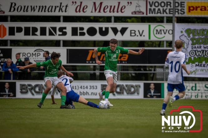 Koppositie glipt weg bij OWIOS na gelijkspel tegen SEH. - &copy; NWVFoto.nl