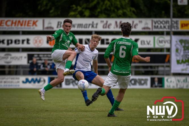 Koppositie glipt weg bij OWIOS na gelijkspel tegen SEH. - &copy; NWVFoto.nl
