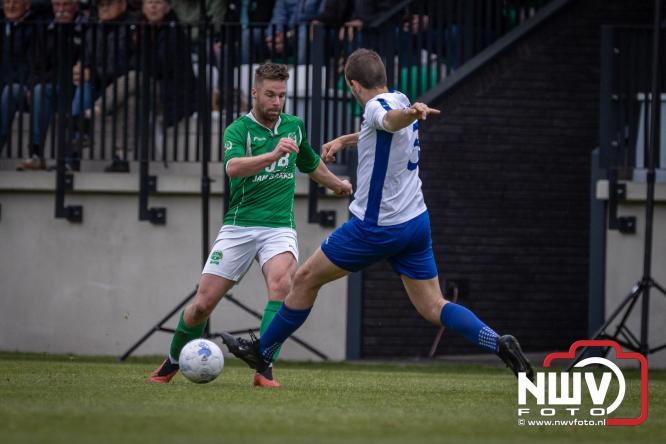 Koppositie glipt weg bij OWIOS na gelijkspel tegen SEH. - &copy; NWVFoto.nl
